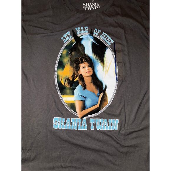 Shania Twain shirt - Picture 2 of 3